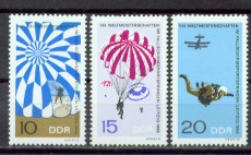 4a-1195.jpg (17121 Byte)