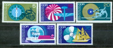 4a-1777.jpg (33316 Byte)