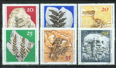 4a-1827.jpg (42109 Byte)