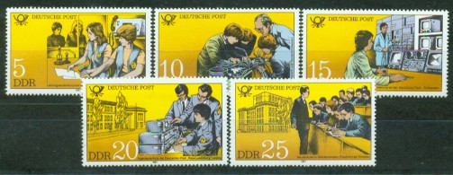 4a-2587.jpg (46239 Byte)